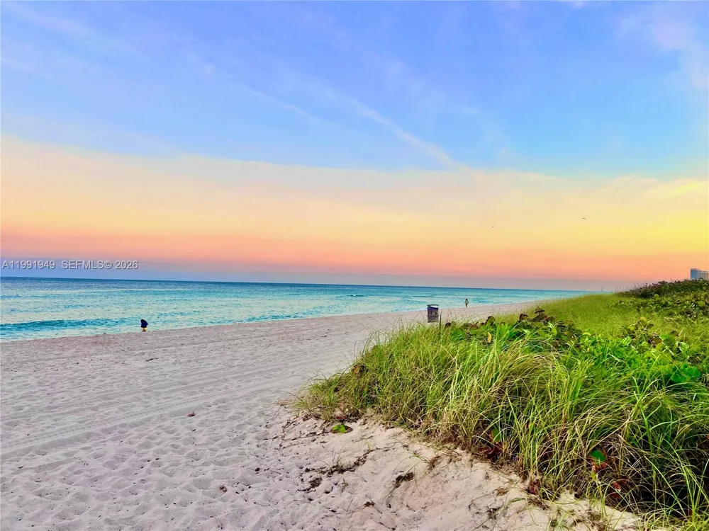 9172 Collins Ave #305 Surfside, FL 33154