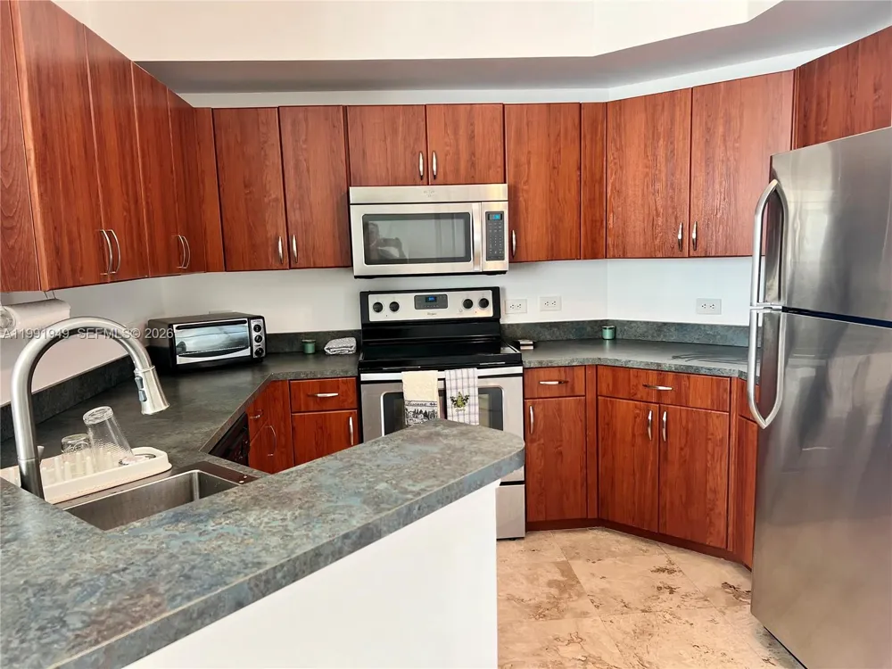 9172 Collins Ave #305 Surfside, FL 33154