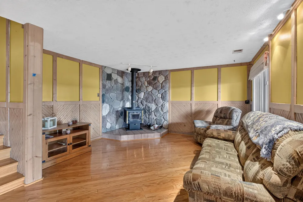 7596 Wadding Drive Onsted, MI 49265