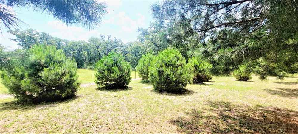 3321 County Road 457 Thorndale, TX 76577