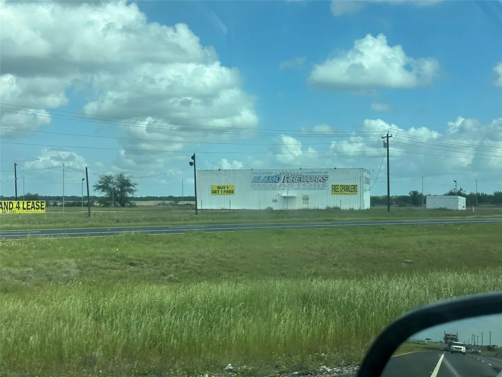 U S Hwy 59 N Victoria, TX 77905