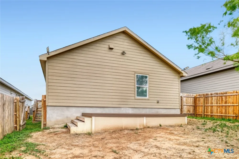 7102 Satellite Way San Antonio, TX 78252