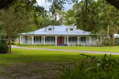 1270 Riverbend Drive
