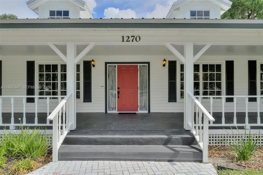1270 Riverbend Drive La Belle, FL 33935