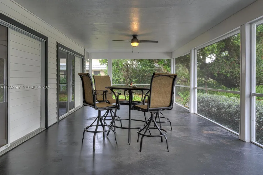 1270 Riverbend Drive La Belle, FL 33935