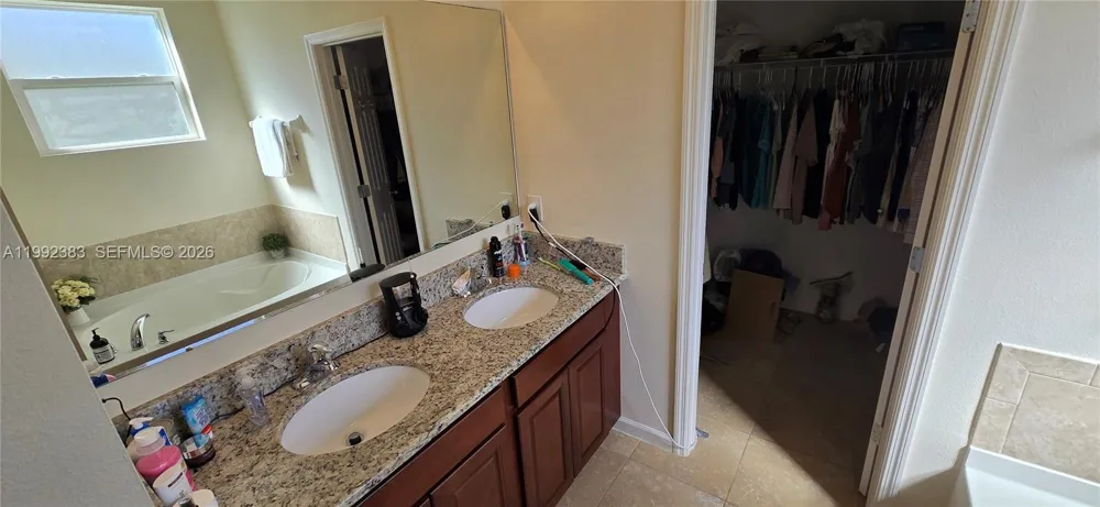 1460 Caddy Ct Vero Beach, FL 32966
