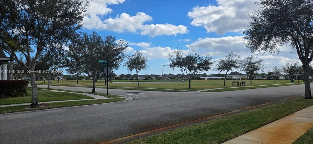 1460 Caddy Ct Vero Beach, FL 32966