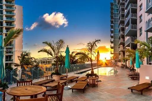 1500 Ocean Dr #PH-10 Miami Beach, FL 33139