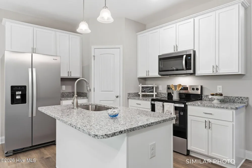 207 Holly Sands Loop Holly Ridge, NC 28445