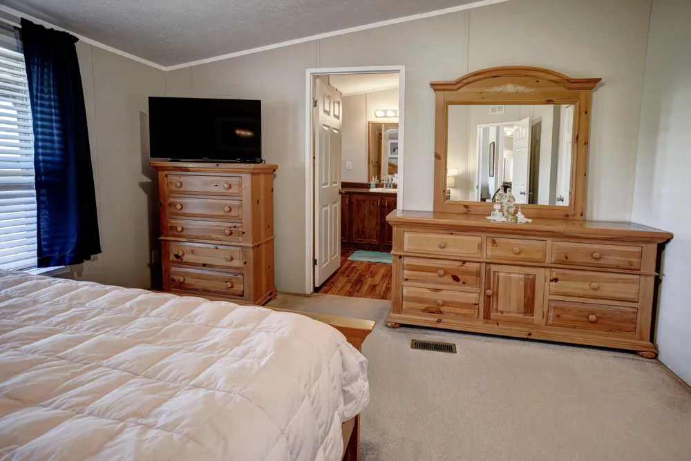 4495 Taylorsville Road Red Rock, TX 78662