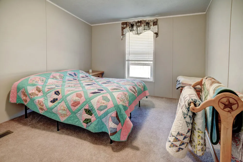 4495 Taylorsville Road Red Rock, TX 78662