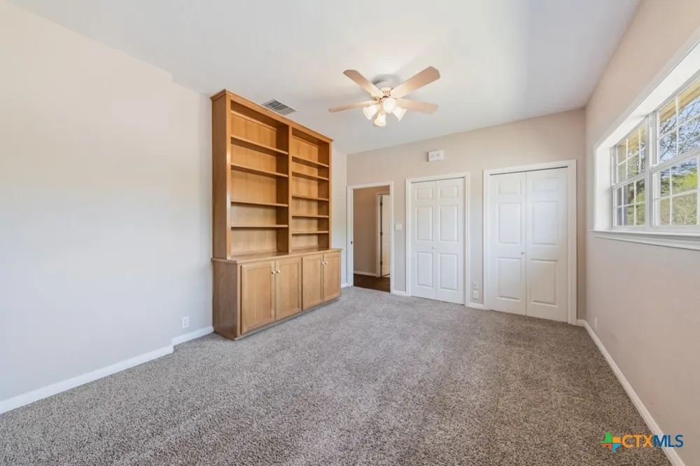 2592 Edgegrove Canyon Lake, TX 78133