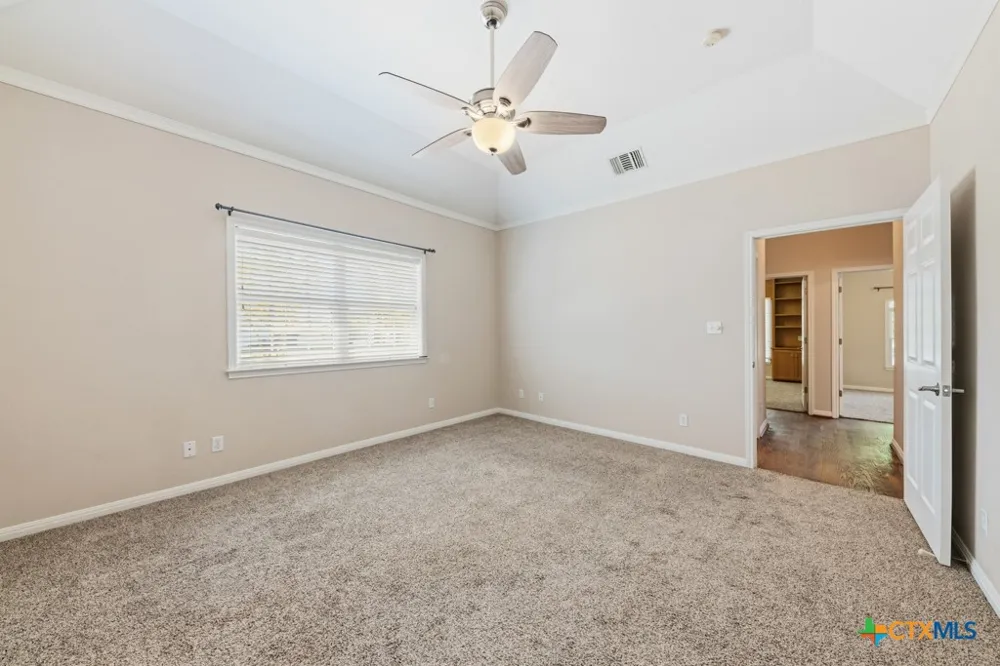 2592 Edgegrove Canyon Lake, TX 78133