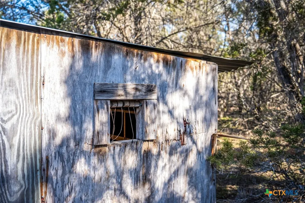 487 Old Bear Creek Road New Braunfels, TX 78132