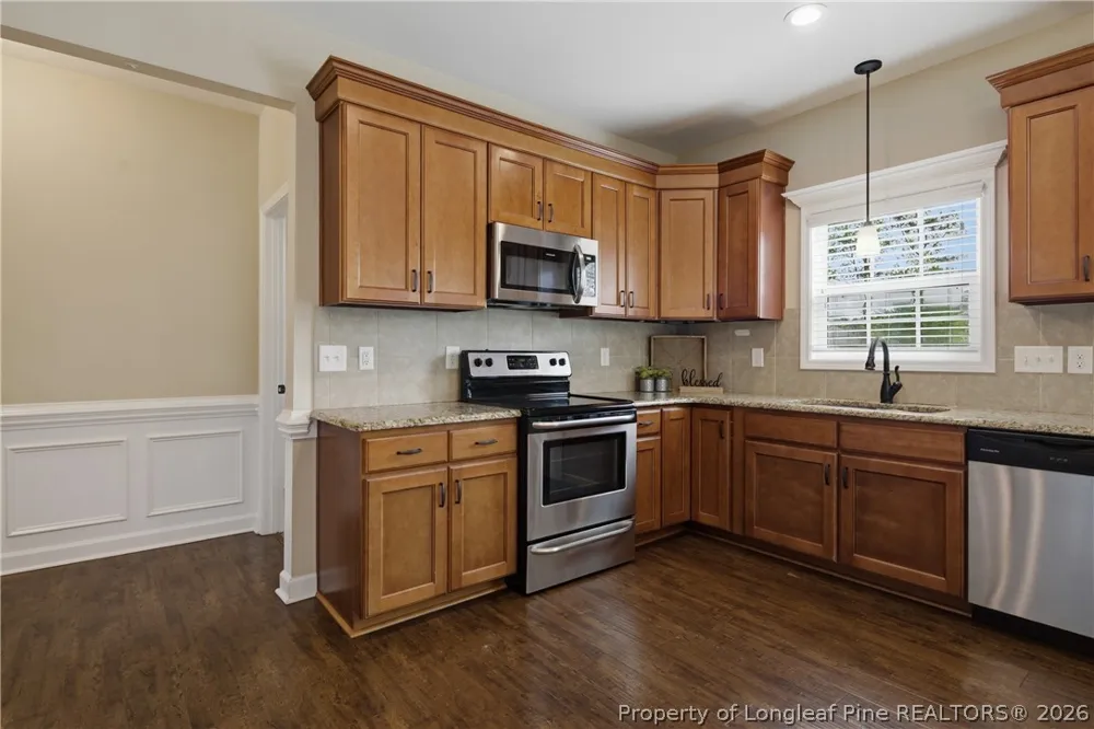 103 Crossbridge Lane Autryville, NC 28318