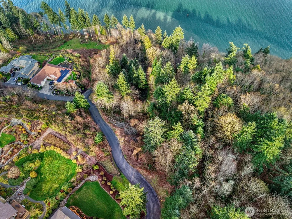 2401 NE Solar View Court Poulsbo, WA 98345