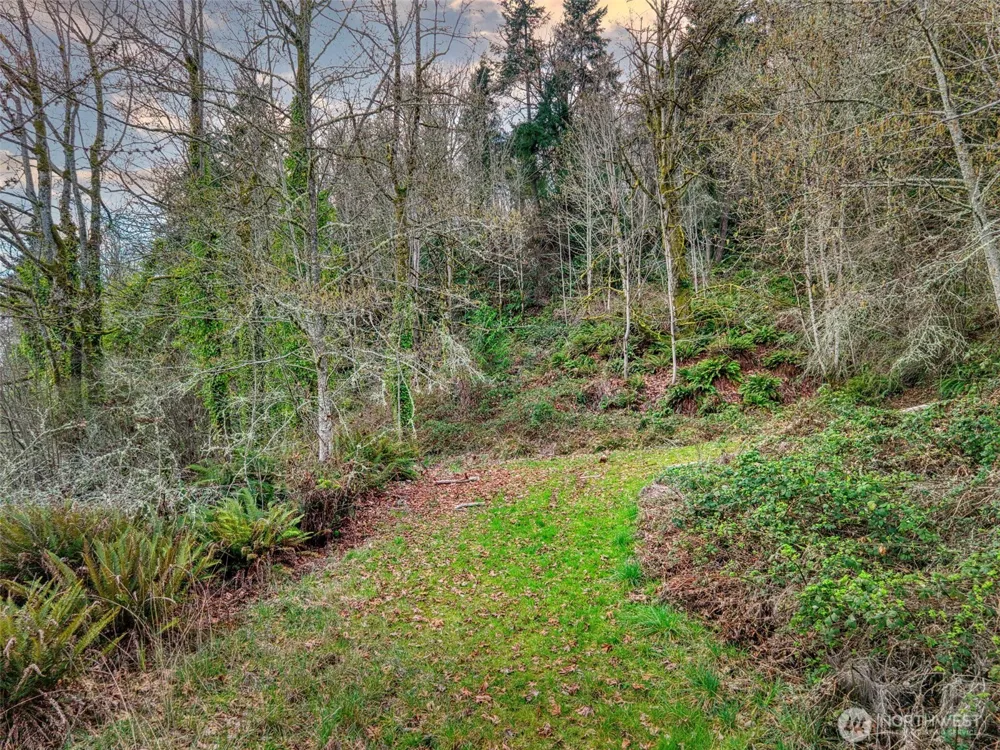 2401 NE Solar View Court Poulsbo, WA 98345