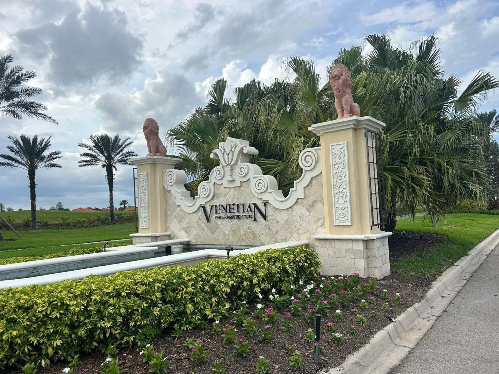 110 CANELETTO WAY North Venice, FL 34275