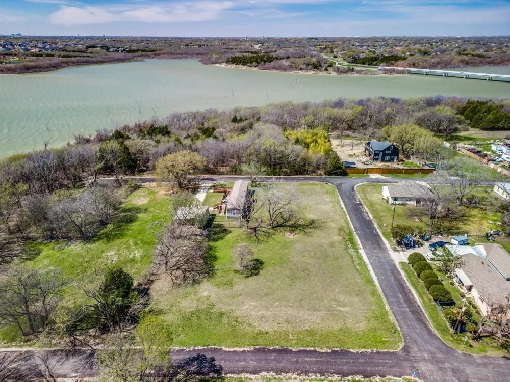 889 Cr-889 Lucas, TX 75002
