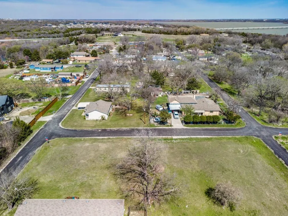 889 Cr-889 Lucas, TX 75002
