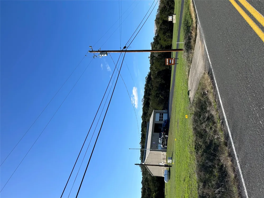 36 Travis Oaks Drive Marble Falls, TX 78654