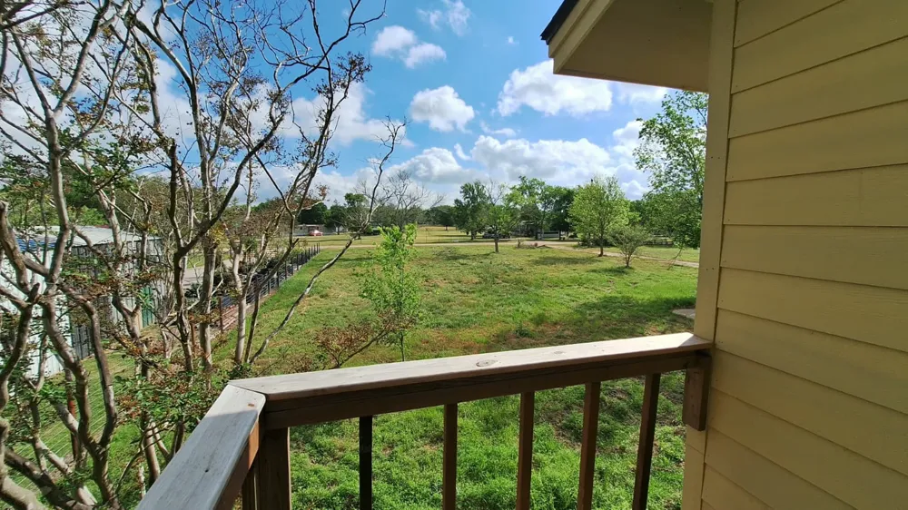 1284 Beaver Lake Drive Caldwell, TX 77836