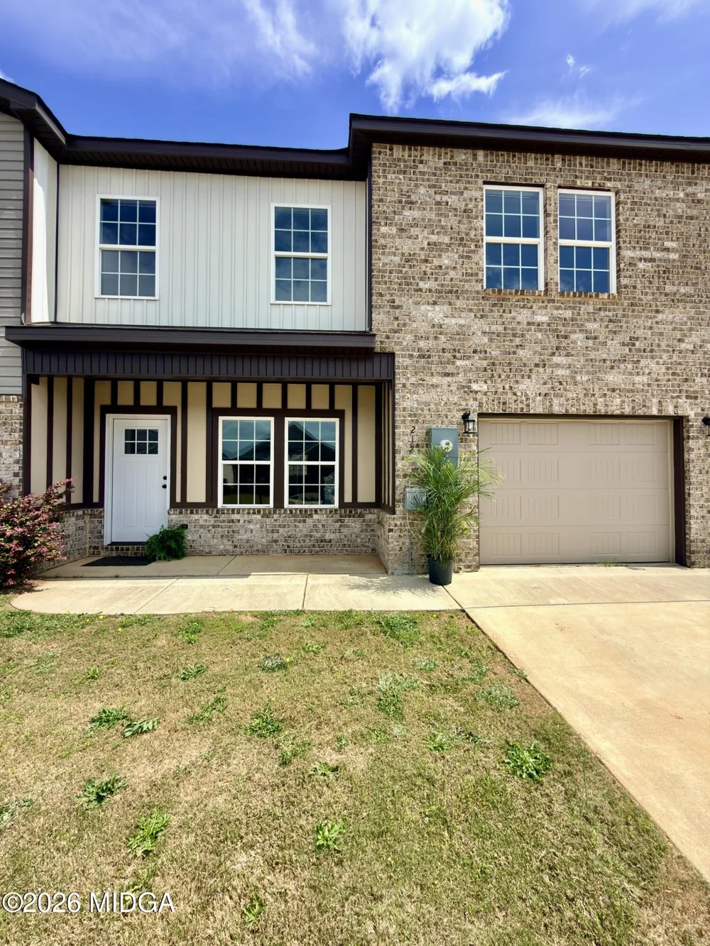 212 Beau Claire Circle Byron, GA 31008