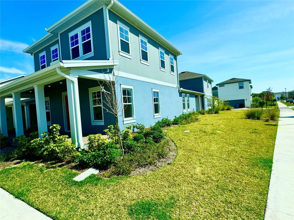 9726 NERUDA STREET Orlando, FL 32827