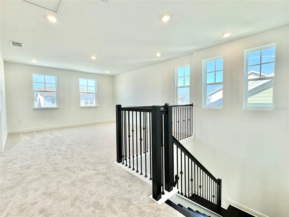 9726 NERUDA STREET Orlando, FL 32827