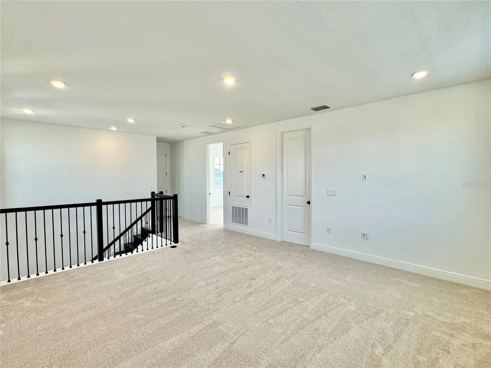 9726 NERUDA STREET Orlando, FL 32827