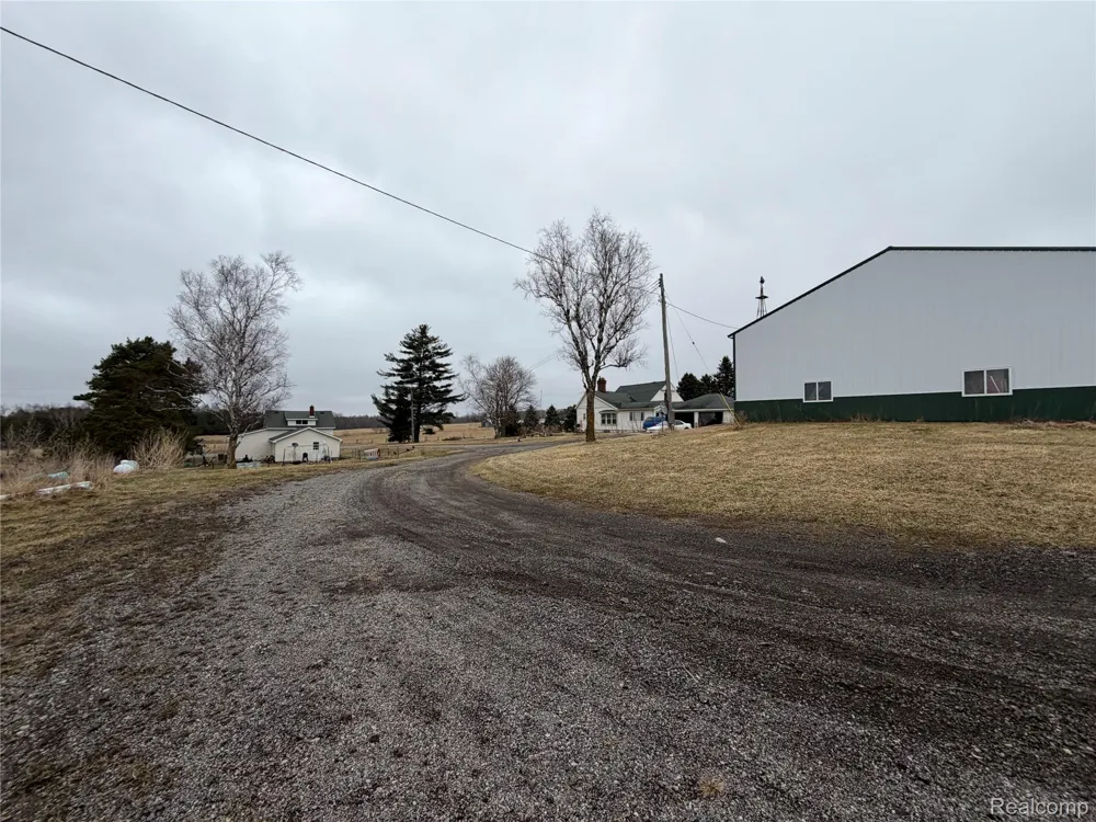 3160 E Sanilac Road Dayton Township, MI 48741