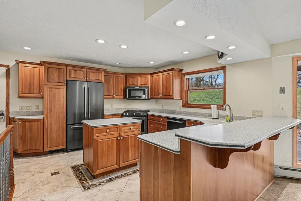 9480 M AVENUE Kalamazoo, MI 49009