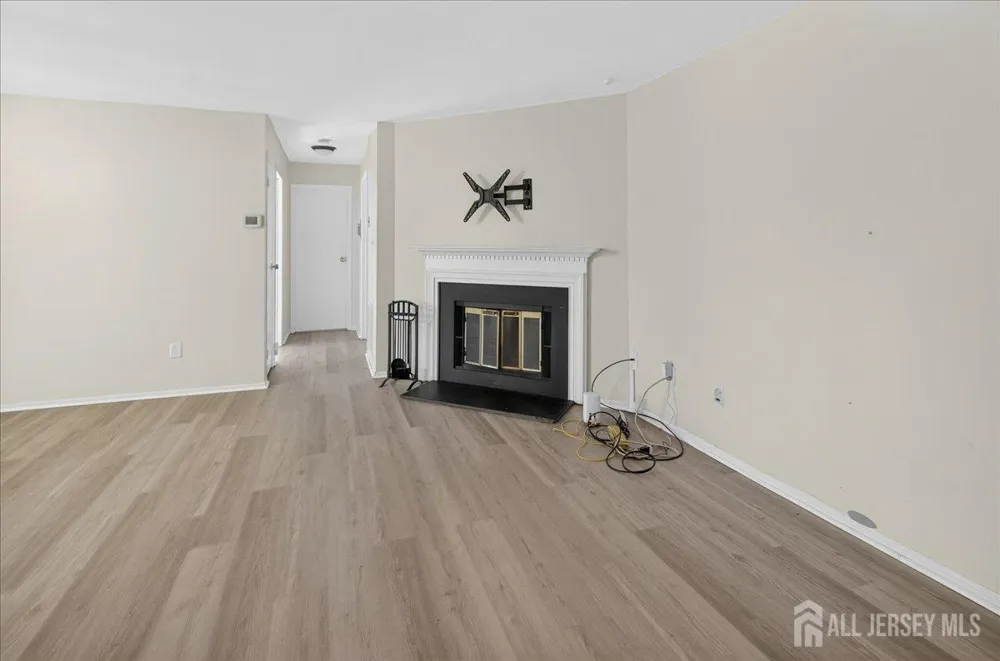 2312 Old Stone Mill Drive East Windsor, NJ 08512