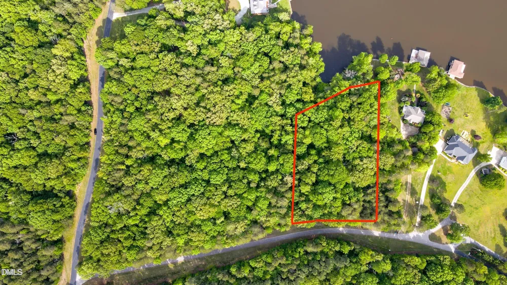 18 Black Angus Road Leasburg, NC 27291