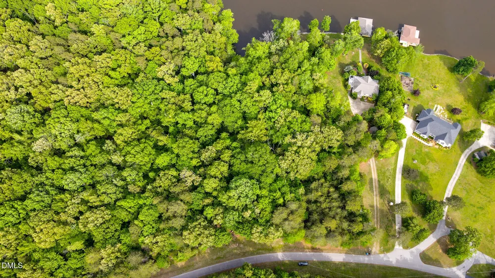 18 Black Angus Road Leasburg, NC 27291