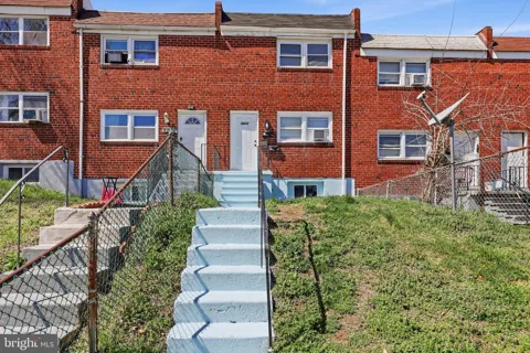 3816 W BAY AVENUE #1