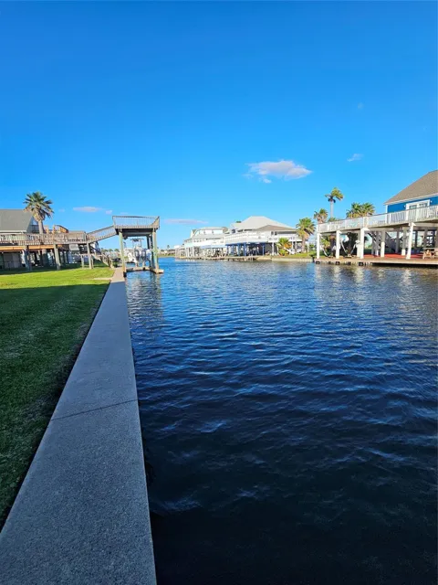 21811 Matagorda