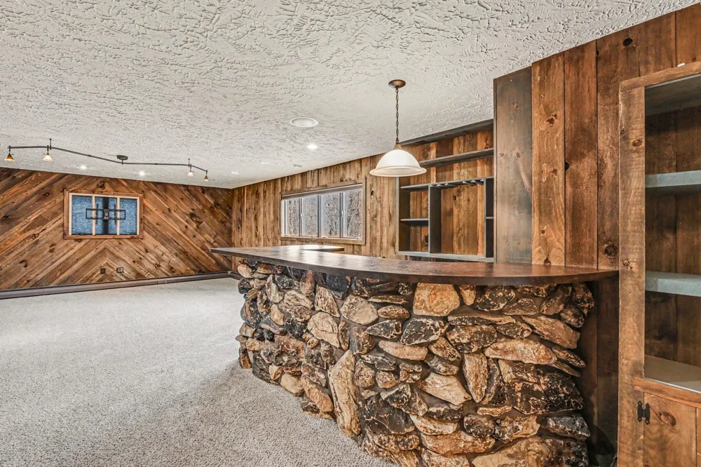 9480 M AVENUE Oshtemo Charter Township, MI 49009