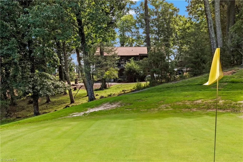 1502 Greenstreet Drive Traphill, NC 28685