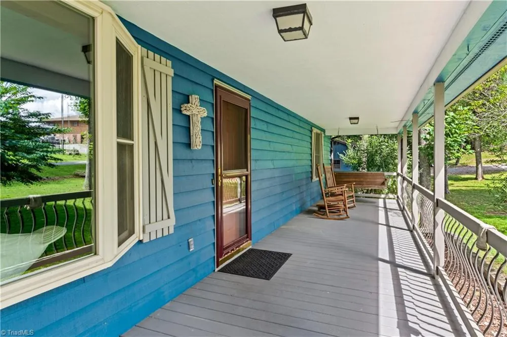 1502 Greenstreet Drive Traphill, NC 28685