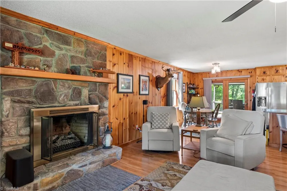 1502 Greenstreet Drive Traphill, NC 28685