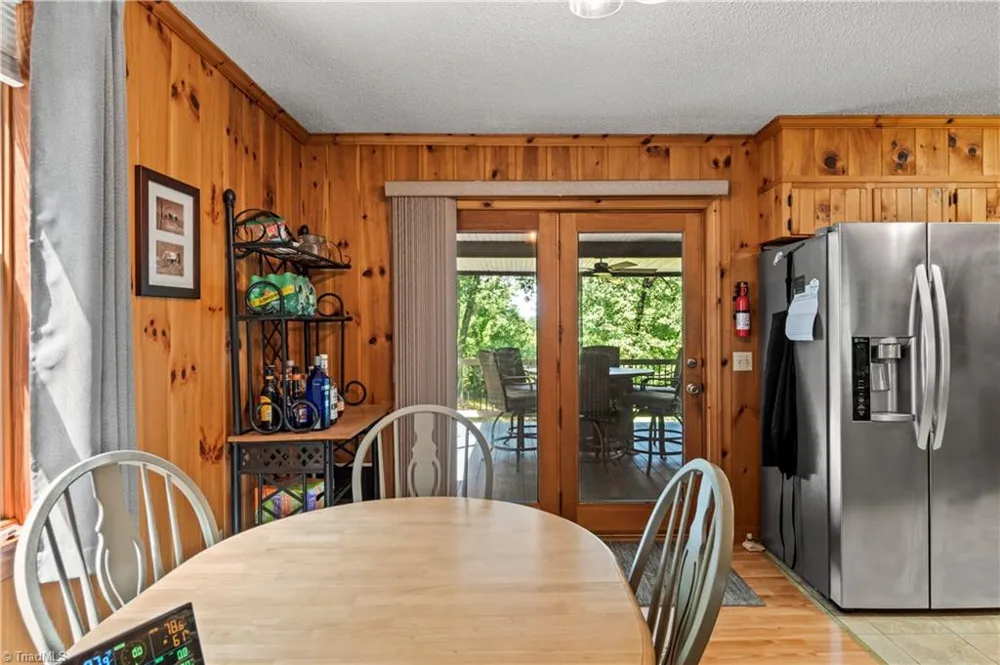 1502 Greenstreet Drive Traphill, NC 28685