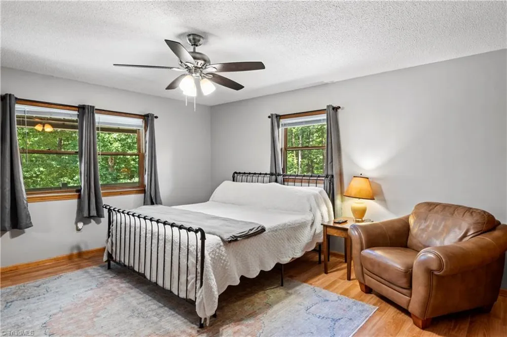1502 Greenstreet Drive Traphill, NC 28685