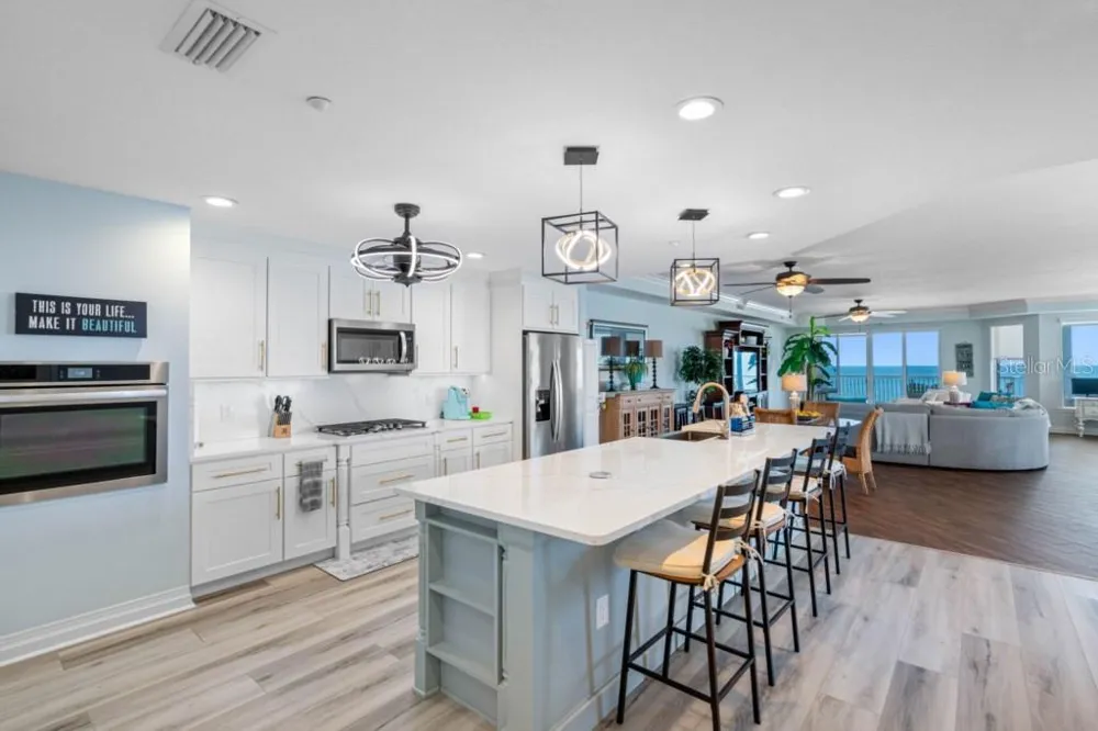 19734 GULF BOULEVARD #402 Indian Shores, FL 33785