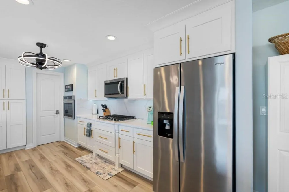 19734 GULF BOULEVARD #402 Indian Shores, FL 33785