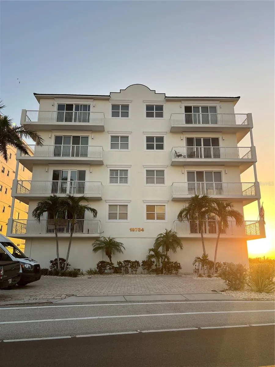 19734 GULF BOULEVARD #402 Indian Shores, FL 33785