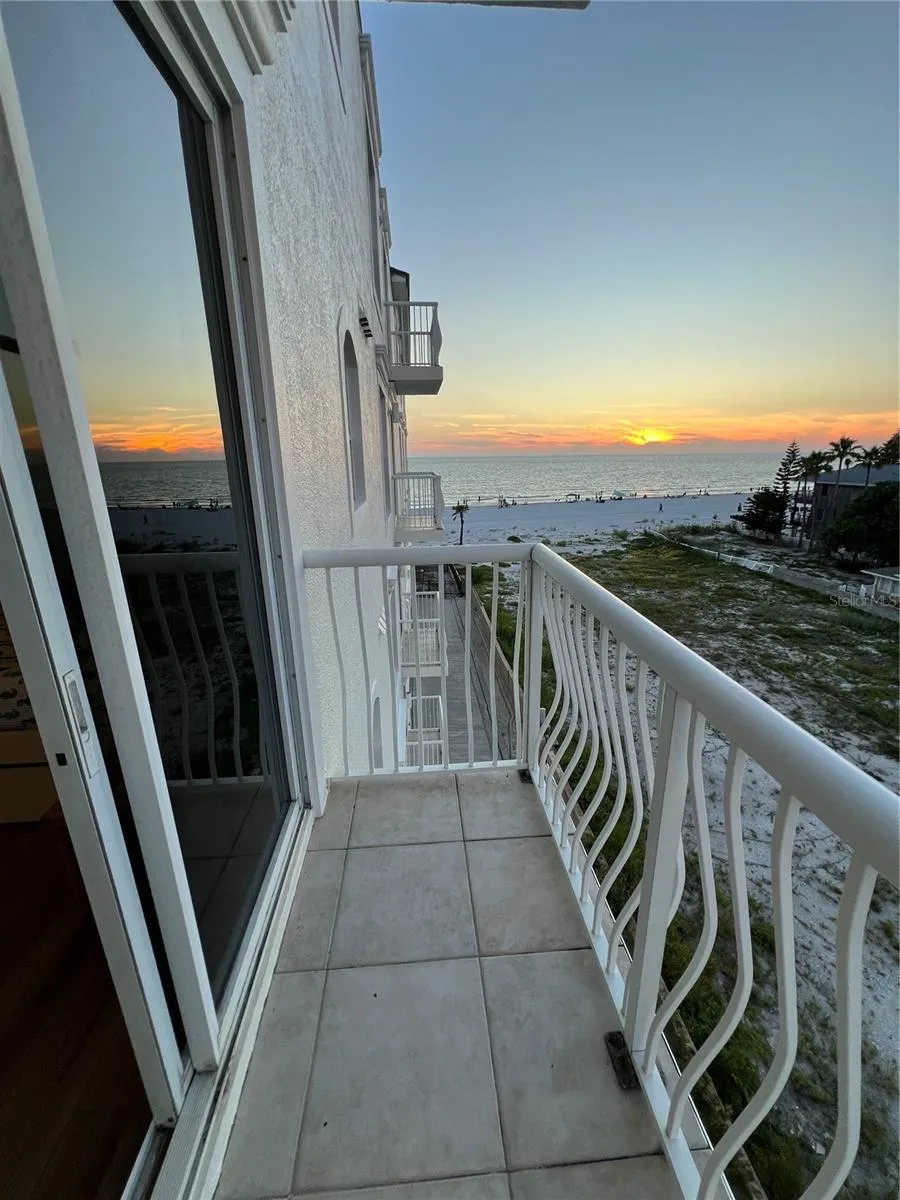19734 GULF BOULEVARD #402 Indian Shores, FL 33785