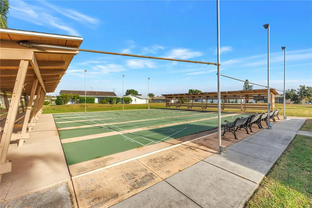 4774 LAKE BOULEVARD #9B Clearwater, FL 33762