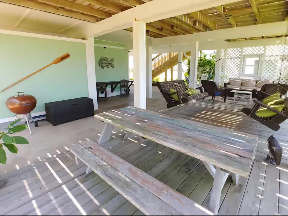 22201 Matagorda Drive Galveston, TX 77554