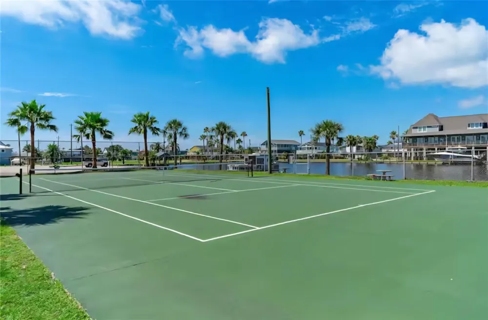 22201 Matagorda Drive Galveston, TX 77554